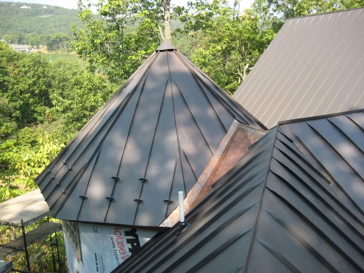 Professional Roof Tarp Installation by Craftsman Roofing in Cashel Forest